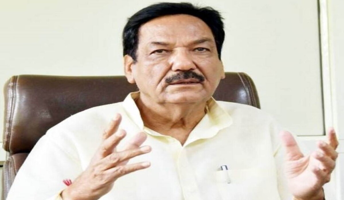 You are currently viewing Haryana: तीन सप्ताह का लंबा अंतर… अभी भी Ranjit Singh Chautala का इस्तीफा स्वीकृत नहीं हुआ!