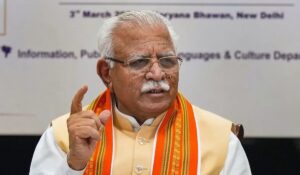 Manohar Lal ने Congress उम्मीदवारों को लक्ष्य बनाया, कहा - दिव्यांशु को अदालत में बताना होगा कि वह क्यों फरार होने का हकदार