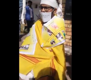 Read more about the article फिर धरने पर बैठे सैलाना के BAP विधायक कमलेश्वर डोडियार! झोपड़ी वाले विधायक का विधानसभा में हंगामा, किया मौन धरना; सदन में बोलने न दिए जाने का लगाया आरोप