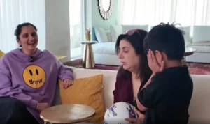 Read more about the article उदित नारायण की किसिंग कंट्रोवर्सी: फराह खान ने कसा तंज, सानिया मिर्जा भी हुईं लोटपोट