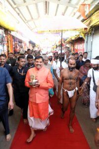 Read more about the article ओंकारेश्वर में नर्मदा सेवा यात्रा का समापन, CM मोहन यादव ने किए महादेव के दर्शन; बोले – ओंकारेश्वर लोक का होगा भव्य विकास, श्रीकृष्ण की लीलाभूमियों को किया जाएगा विकसित