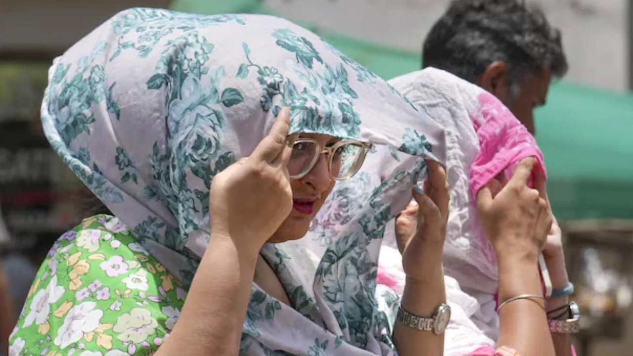 Read more about the article मध्यप्रदेश में मौसम का बदला मिजाज, राहत के बाद अब फिर बढ़ेगी गर्मी; 27 मार्च के बाद लू का अलर्ट!