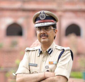 Read more about the article देश ने खोया एक कर्तव्यनिष्ठ आईपीएस अधिकारी, IPS मनीष शंकर शर्मा का असमय निधन; पुलिस महकमे में शोक की लहर, CM ने जताया दुःख