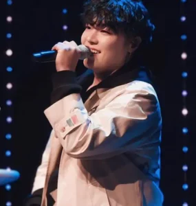 Read more about the article के-पॉप इंडस्ट्री में शोक: मशहूर सिंगर वीसुंग का आकस्मिक निधन, अपने घर में मृत पाए गए थे वीसुंग; दिल के दौरे की आशंका, पुलिस कर रही जांच