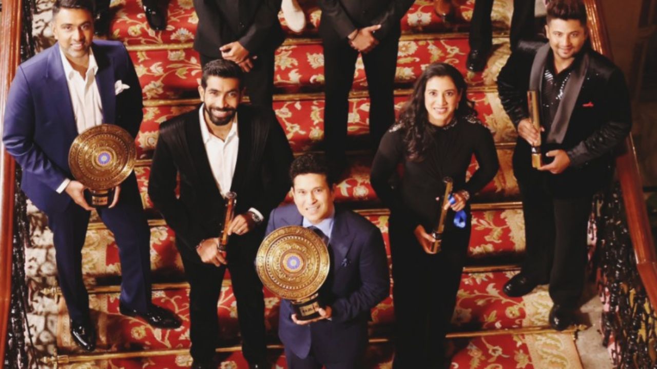 Read more about the article विजडन अल्मनैक 2025 में छाए भारतीय सितारे, बुमराह और मंधाना को मिला क्रिकेट का सबसे प्रतिष्ठित सम्मान; पूरन और सैंटनर ने भी मचाया धमाल!