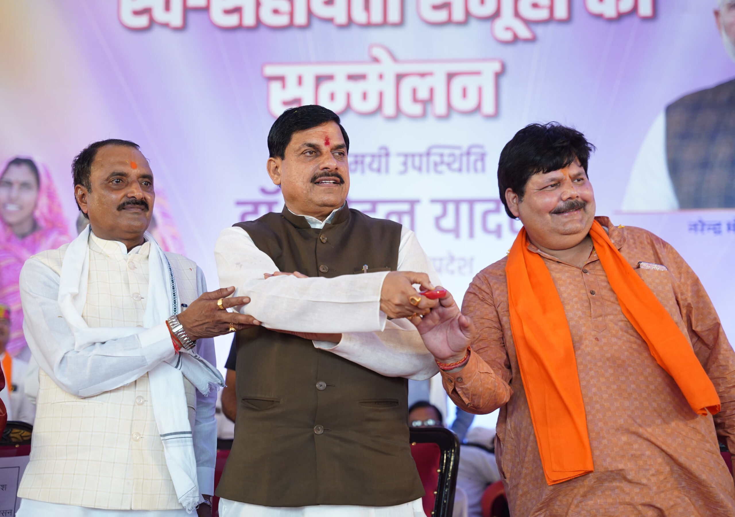 Read more about the article लहार को मिला औद्योगिक केंद्र का तोहफा, मुख्यमंत्री डॉ. यादव ने 117 करोड़ की लागत के 50 विकास कार्यों का किया भूमि-पूजन और लोकार्पण;  सीएम का ऐलान – लोकमाता अहिल्याबाई के नाम होगा आलमपुर कॉलेज!