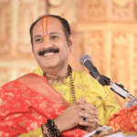 जयपुर में कथा के मंच से उठे विवादित बोल: कथावाचक प्रदीप मिश्रा की नाभि और पहनावे को लेकर टिप्पणी से मचा बवाल, बोले- लड़कियों की नाभि ढकी रहेगी, तो सुरक्षा बनी रहेगी!