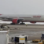 भारत की एयरस्ट्राइक के बाद हवाई सेवाओं पर बड़ा असर: 7 राज्यों के 27 एयरपोर्ट 9 मई तक बंद, 430 फ्लाइट्स कैंसिल; यात्रियों में हड़कंप!