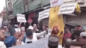 Read more about the article इंदौर में आतंकवाद विरोधी प्रदर्शन के दौरान गूंजा ‘पाकिस्तान जिंदाबाद’, वायरल वीडियो से मचा बवाल; कांग्रेस पार्षद के खिलाफ जांच शुरू