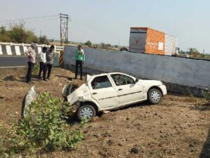 Read more about the article गुना में भीषण सड़क हादसा: शादी से लौट रहे चार युवकों की दर्दनाक मौत, तीन घायल!