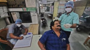 Read more about the article देश में फिर लौटा कोरोना का खतरा: 24 घंटे में मिले 700 नए केस, 6 मौतें; केरल, महाराष्ट्र और दिल्ली में सबसे ज्यादा केस!