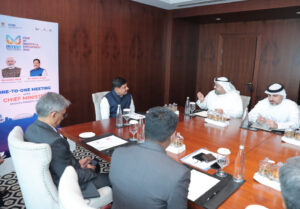 Read more about the article दुबई में CM मोहन यादव की बड़ी डील: एयर एंबुलेंस, कार्गो हब और एमिरेट्स ट्रेनिंग अकादमी पर बनी सहमति, इंदौर-भोपाल से दुबई तक सीधी फ्लाइट सेवाएं शुरू करने पर हुई ठोस चर्चा!