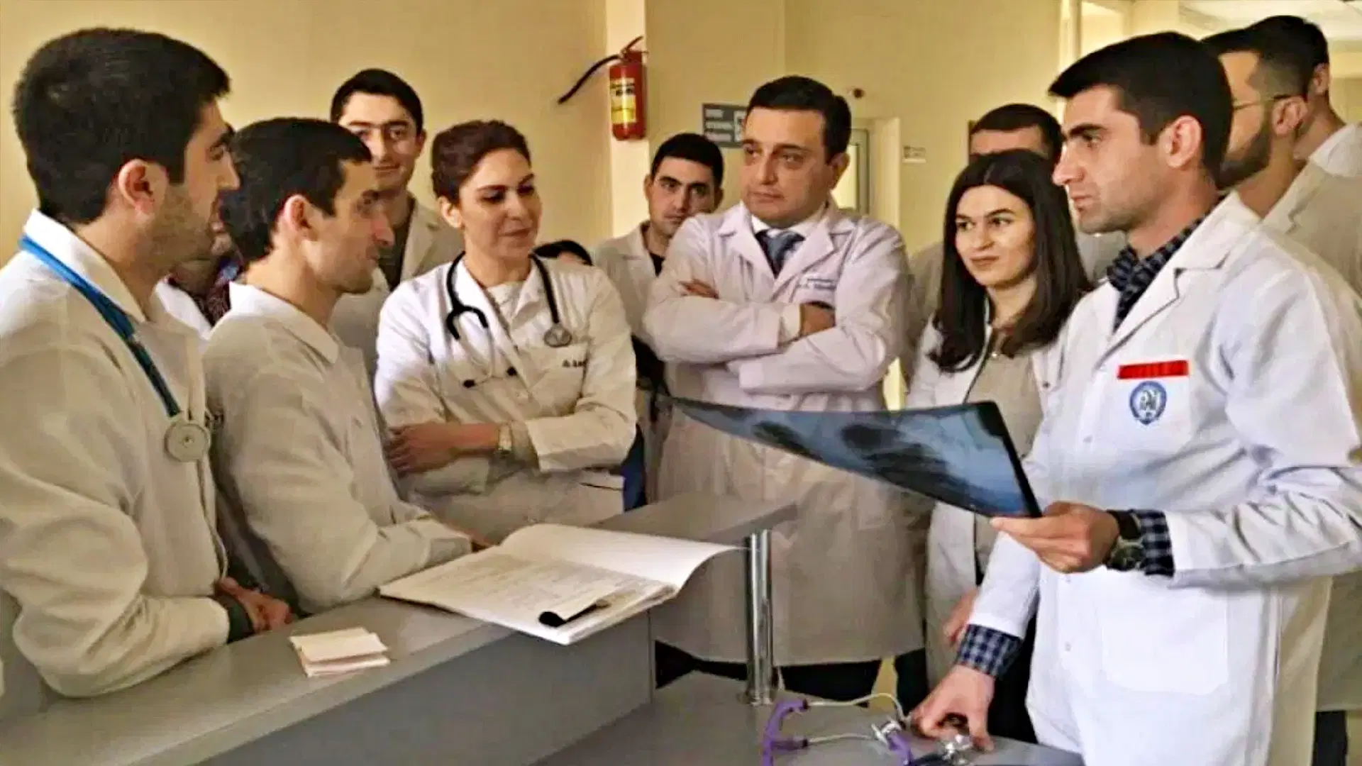 Read more about the article मध्यप्रदेश में मेडिकल एजुकेशन की तस्वीर बदली, MBBS और BDS की सीटों में बड़ा फेरबदल: सरकारी कॉलेजों को फायदा, निजी कॉलेजों में सख्ती!