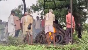 Read more about the article राजस्थान के पिपलोदी में स्कूल की छत गिरी: 7 मासूमों की मौत, 21 घायल; भाई-बहन की एक ही अर्थी, एक साथ 5 बच्चों का अंतिम संस्कार: गांव में पसरा मातम!