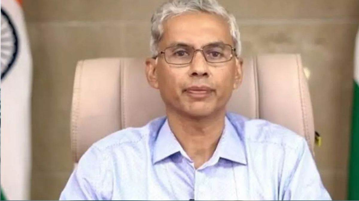 Read more about the article मप्र के अगले CS पर सस्पेंस: अनुराग जैन को मिलेगा एक्सटेंशन या नया चेहरा संभालेगा कुर्सी?, 31 अगस्त को रिटायर होंगे मौजूदा CS जैन; राजेश राजौरा, अशोक बर्णवाल और अलका उपाध्याय के बीच कड़ा मुकाबला!