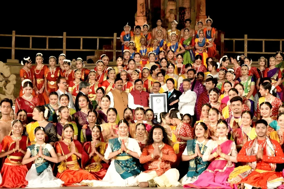 Read more about the article मध्यप्रदेश बना ग्लोबल टूरिज्म हब: 2022 में 3.41 करोड़ से बढ़कर 2024 में पहुँचे 10.70 करोड़ पर्यटक, अगस्त 2025 में अंतरराष्ट्रीय टूरिज्म कॉन्क्लेव की मेजबानी करेगा हृदय प्रदेश!