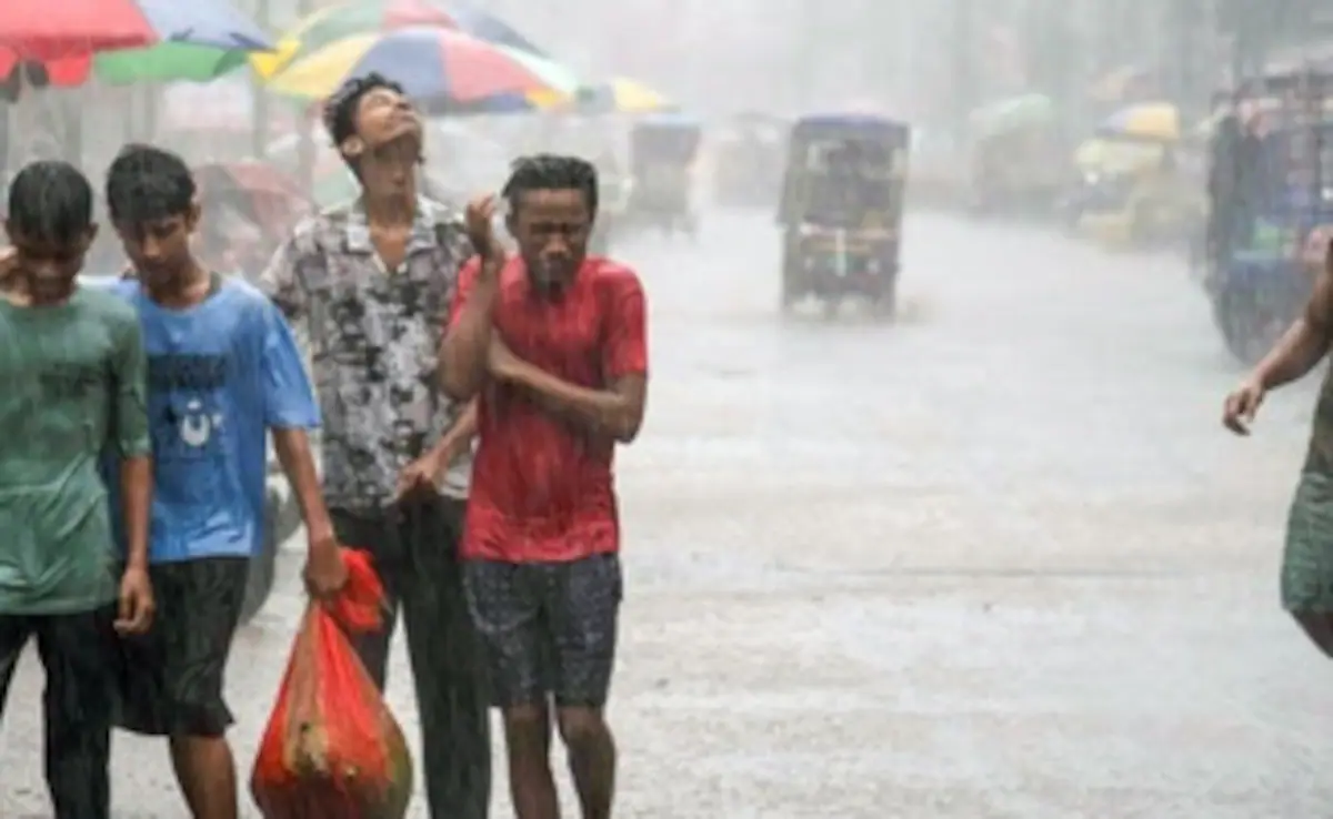 Read more about the article अगस्त की शुरुआत में बारिश गायब, तपती धूप से बेहाल मध्यप्रदेश: मध्यप्रदेश में 34 जिलों में हल्की बारिश के संकेत, पर भारी बारिश की उम्मीद नहीं!