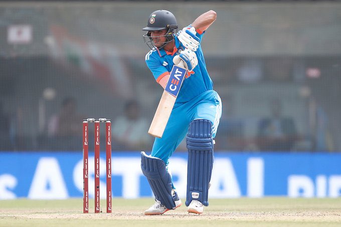 शुभमन गिल ने शतक की ओर बढ़ाए कदम, लंच तक भारत पहुंचा 400 के पार