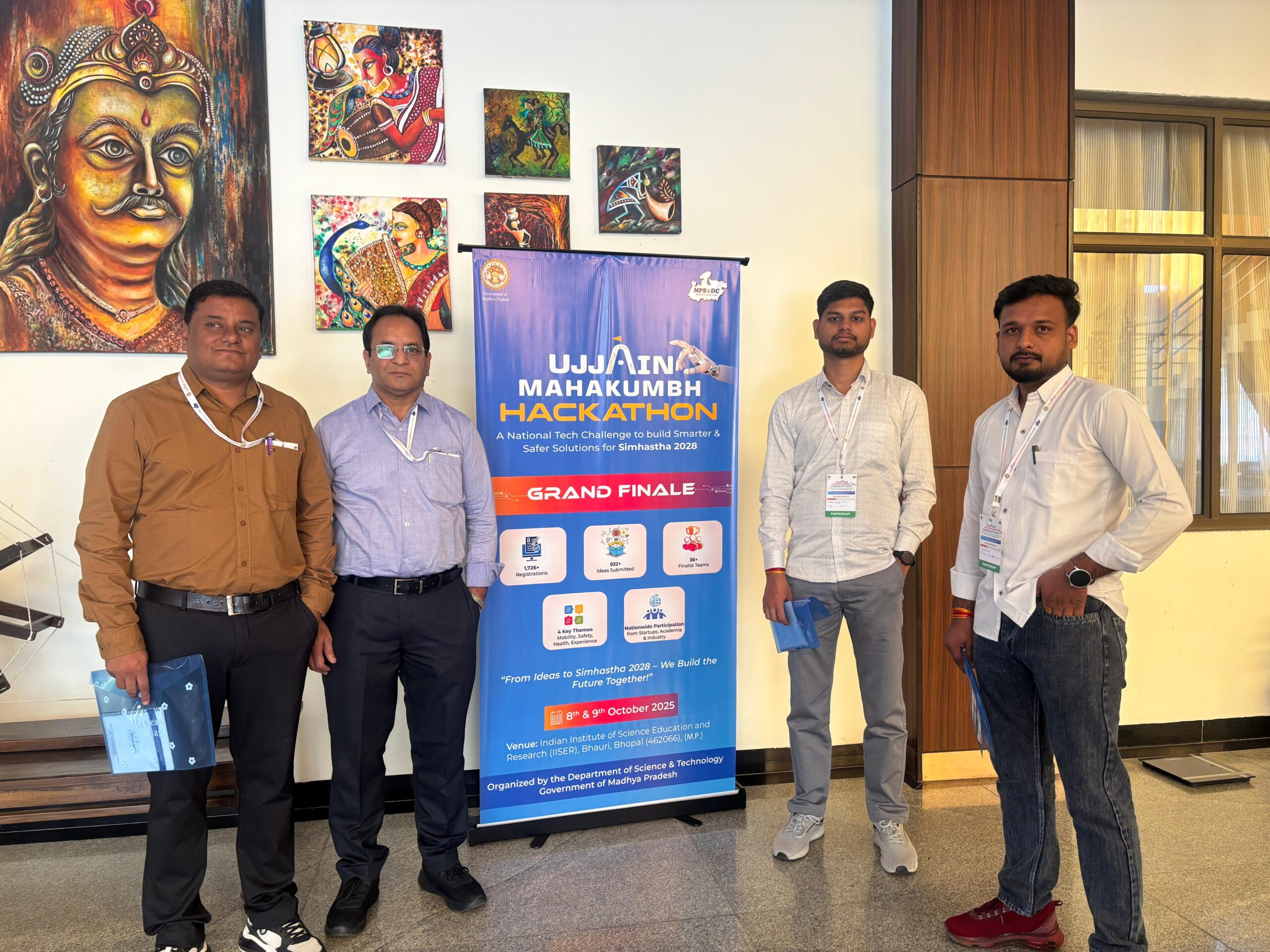 You are currently viewing उज्जैन की IT कंपनी ईवे आईटी सॉल्यूशन प्राइवेट लिमिटेड के आईडिया ने सिंहस्थ हैकेथॉन के फाइनल राउंड में बनाई जगह