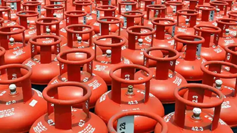 21 दिन बाद नहीं बुक कर पाएंगे LPG गैस सिलेंडर, बदल गया रसोई गैस बुकिंग नियम, जानें क्या हुआ बदलाव