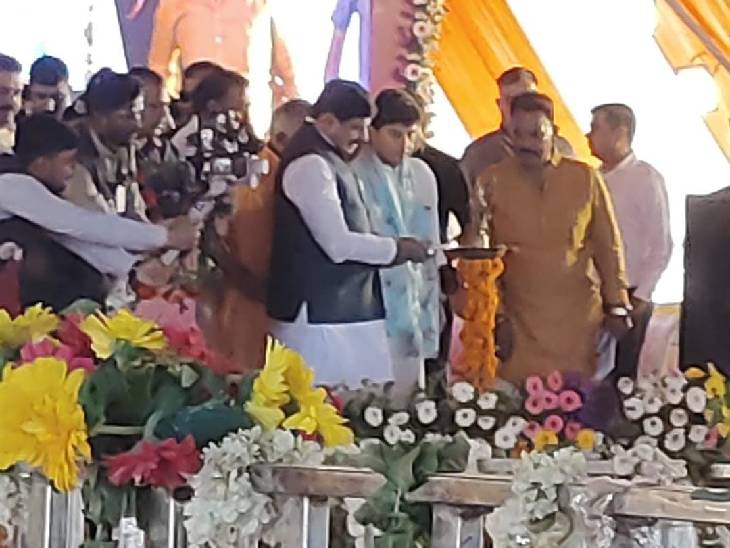 You are currently viewing ग्वालियर में लाड़ली बहना सम्मेलन, CM मोहन यादव ने खातों में ट्रांसफर की 1836 करोड़ की राशि