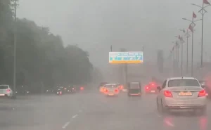 Read more about the article मध्य प्रदेश में बदला मौसम: कहीं तेज बारिश, कहीं धूल भरी आंधी; ओले गिरने की भी चेतावनी, 18 जिलों में अलर्ट जारी
