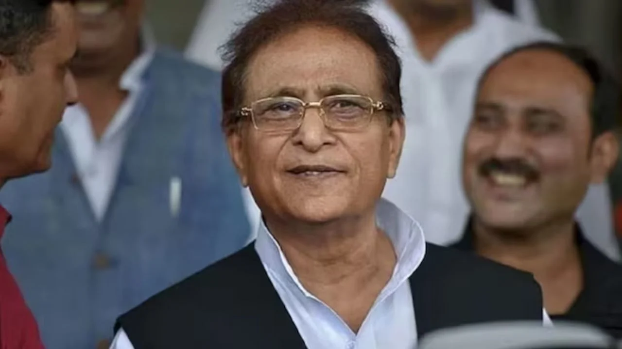 कलेक्टर-पलेक्टर से मत डरियो…’, आपत्तिजनक टिप्पणी मामले में सपा नेता आजम खान को 2 साल की सजा