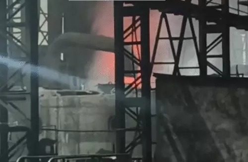 पश्चिम बंगाल: जामुड़िया की आयरन फैक्ट्री में धमाका, आग लगने से 5 श्रमिक झुलसे