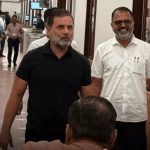 NEET पेपर लीक पर कांग्रेस का संसद में काला विरोध, राहुल-प्रियंका समेत विपक्ष ने सरकार से तत्काल चर्चा और जवाब की मांग की