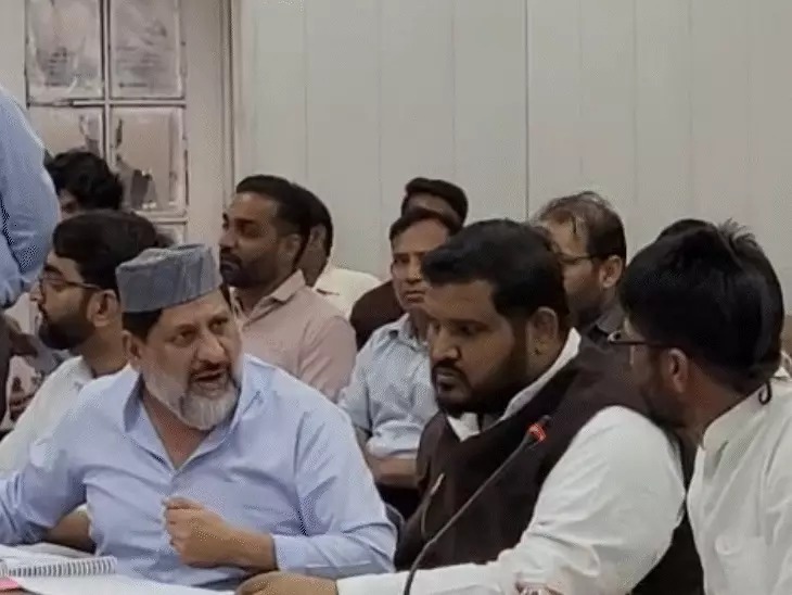 भोपाल मास्टर प्लान पर दिशा समिति की बैठक में तीखी बहस, कांग्रेस विधायक बीच बैठक से निकले; सांसद बोले- जल्द हो लागू