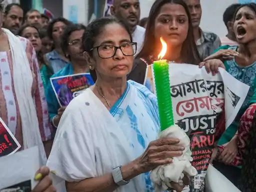 Read more about the article TMC के फ्रीज बैंक खातों से सीमित खर्च की मंजूरी: कलकत्ता हाईकोर्ट ने विशेष अधिकारी की निगरानी में लेनदेन की अनुमति दी